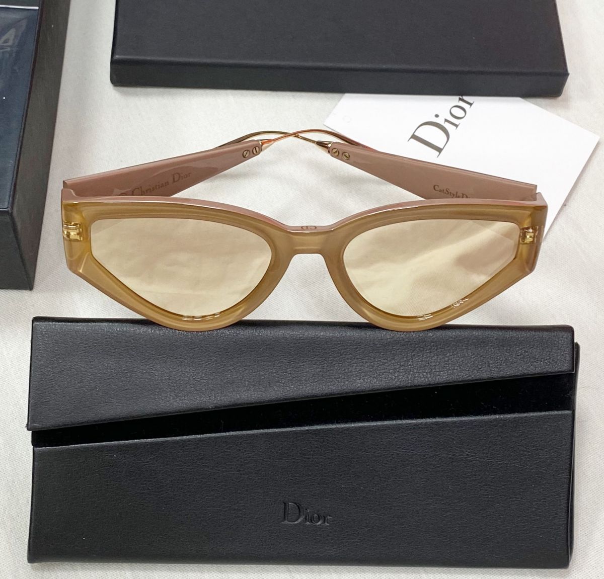Очки Christian Dior цена 23 483 руб / упаковка /