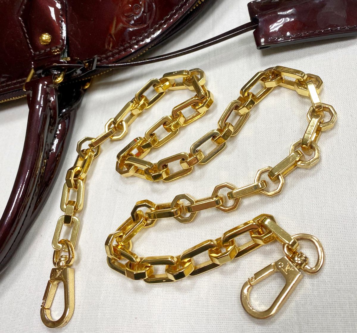 Цепочка на сумку Louis Vuitton цена 15 655 руб