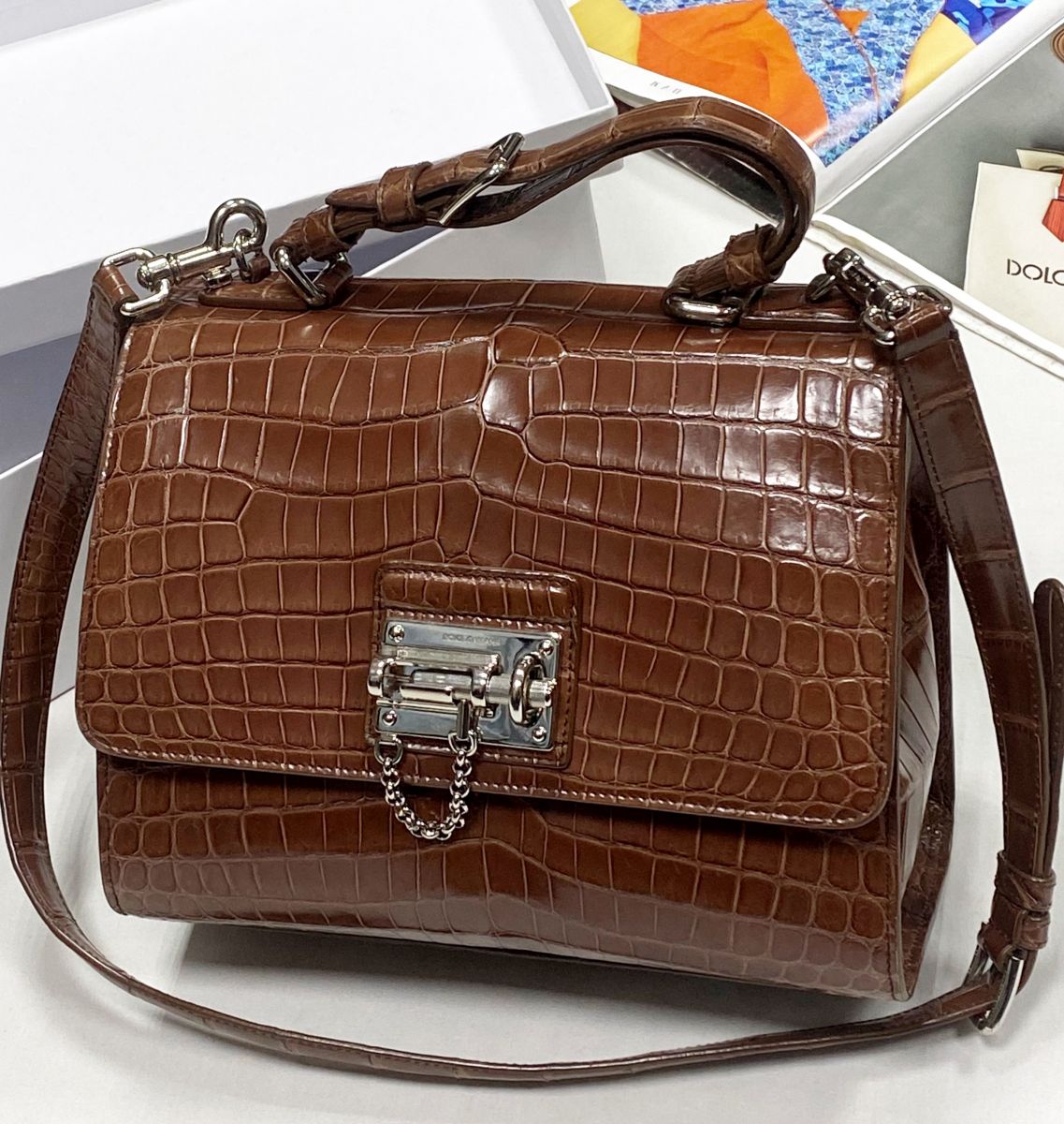 Сумка / крокодил/ Dolce Gabbana размер 25/20 цена 469 650 руб
