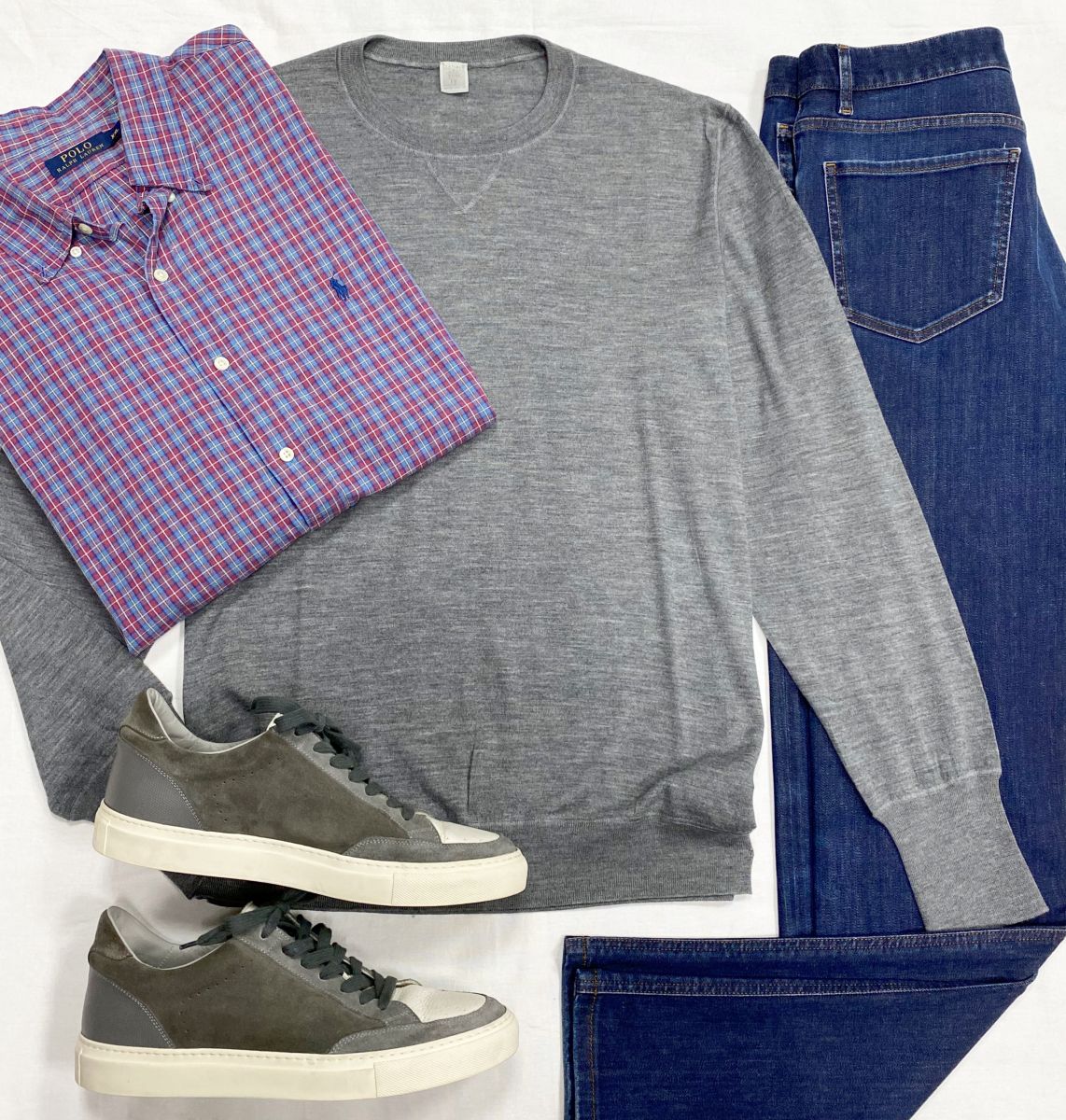 #mechtamen Джемпер Eleventy размер L цена 10 959 руб 
Рубашка Polo Ralph Lauren размер XXL цена 3 131 руб
Джинсы Zegna размер 33 цена 4 697 руб
Кеды Brunello Cucinelli размер 43 цена 14 090 руб