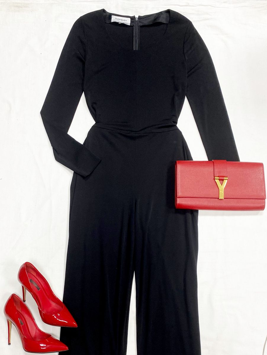 Комбинезон Ysl размер 38 цена 23 483 руб
Туфли Dolce Gabbana размер 36.5 цена 12 524 руб
Клатч Ysl
