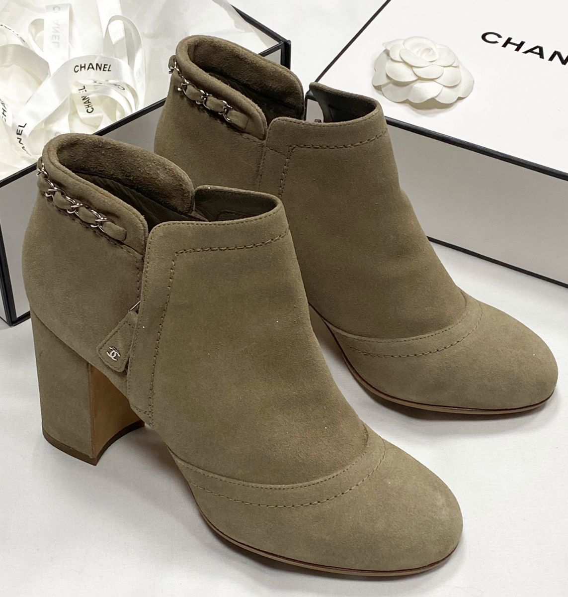 Ботильоны Chanel размер 39.5 цена 23 483 руб