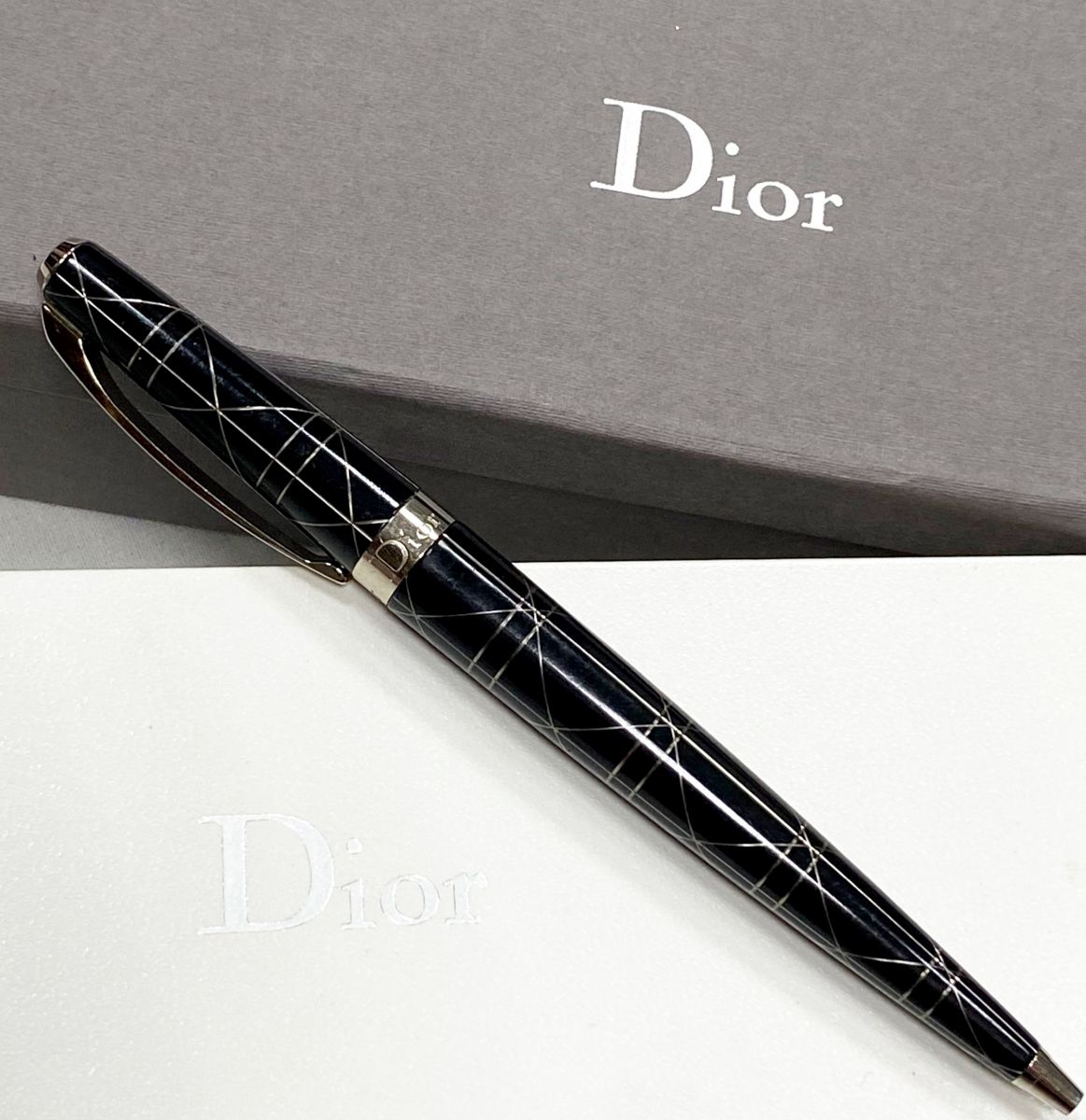 Ручка Christian Dior цена 10 959 руб
