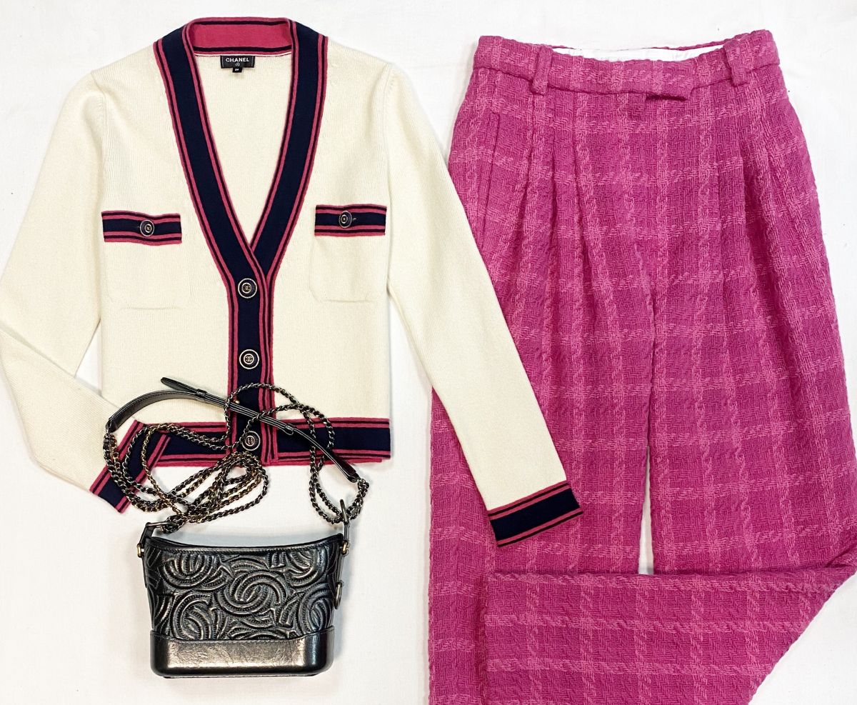 Костюм/кардиган +Брюки/твид/ Chanel размер 36/38 цена 184 620 руб
Сумка Chanel 