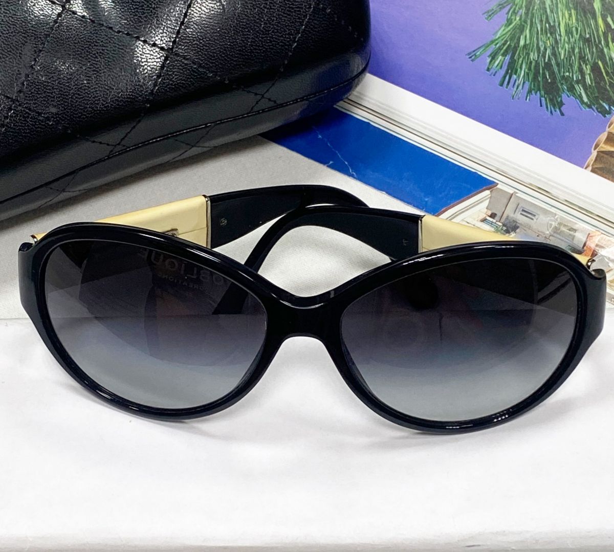 Очки Chanel цена 9 393 руб
