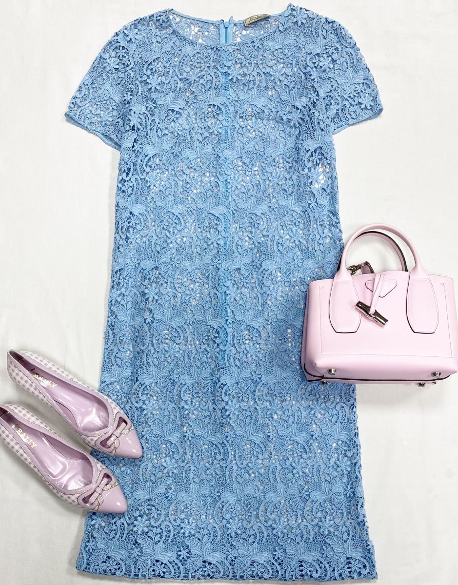 Платье/ шитье/ Nina Ricci размер 38 цена 15 655 руб
Туфли Bally размер 39 цена 15 655 руб
Сумочка Longchamp 