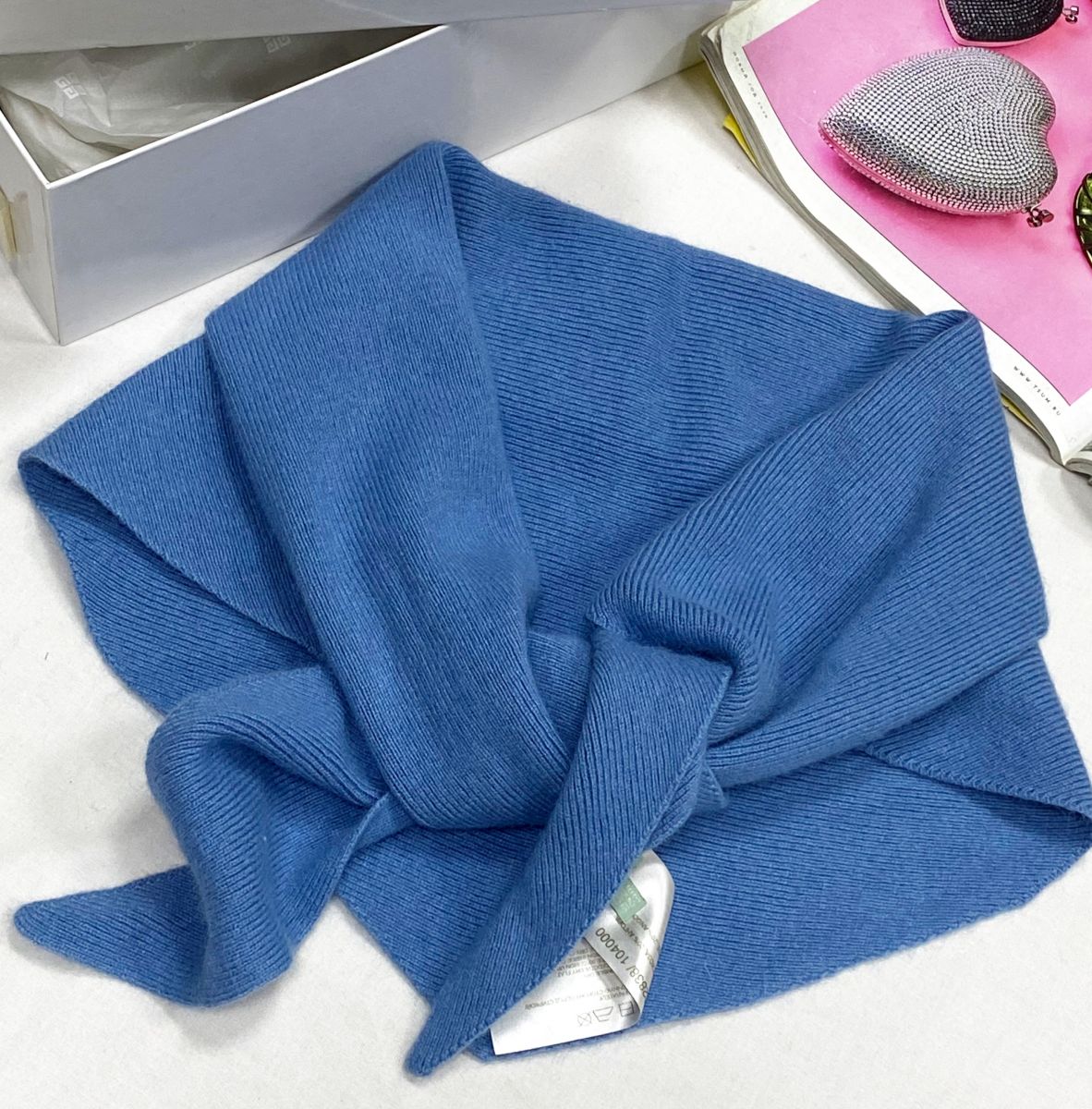 Косынка Alena Akhmadullina цена 2 348 руб

