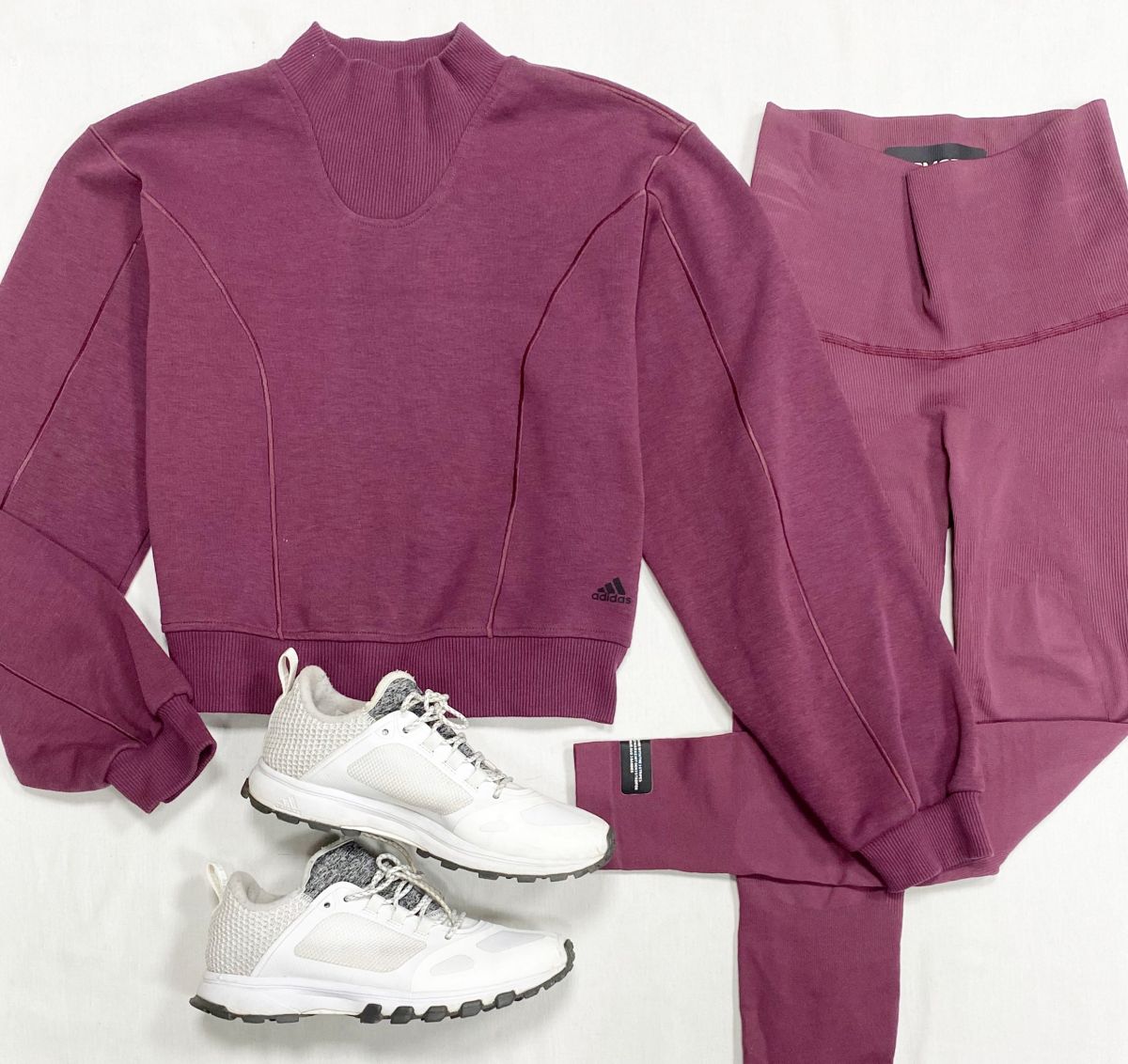 Костюм Adidas размер XS цена 10 770 руб
Кеды Adidas Stella McCartney размер 37.5 цена 6 154 руб