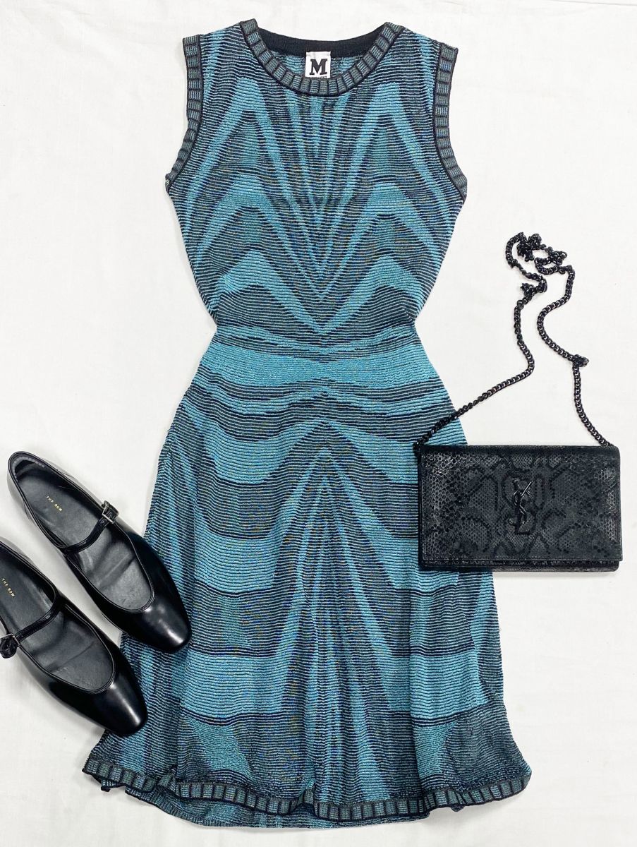 Платье Missoni размер 38 цена 4 697 руб
Балетки The Row размер 41 цена 31 310 руб
Сумочка Saint Laurent 