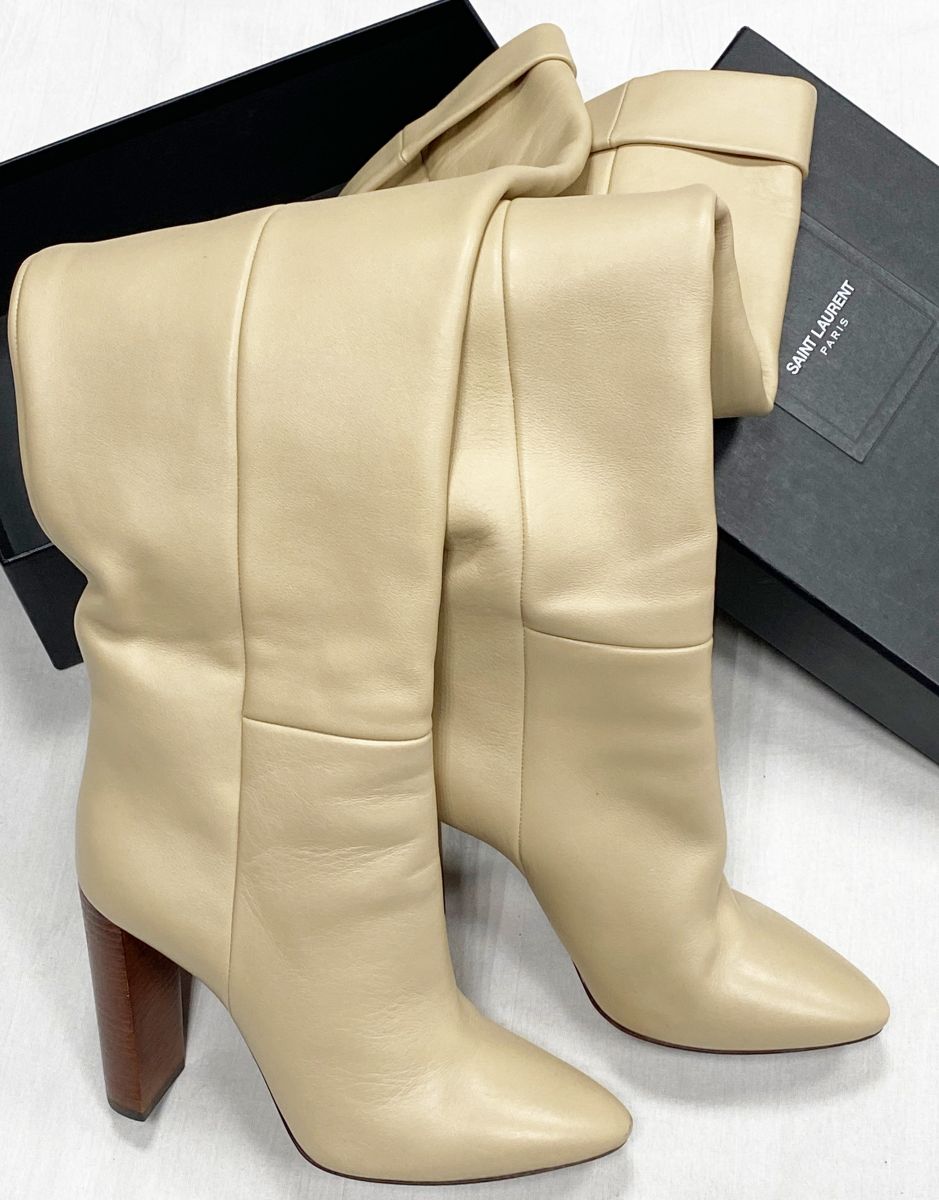Сапоги Saint Laurent размер 38 цена 15 655 руб
