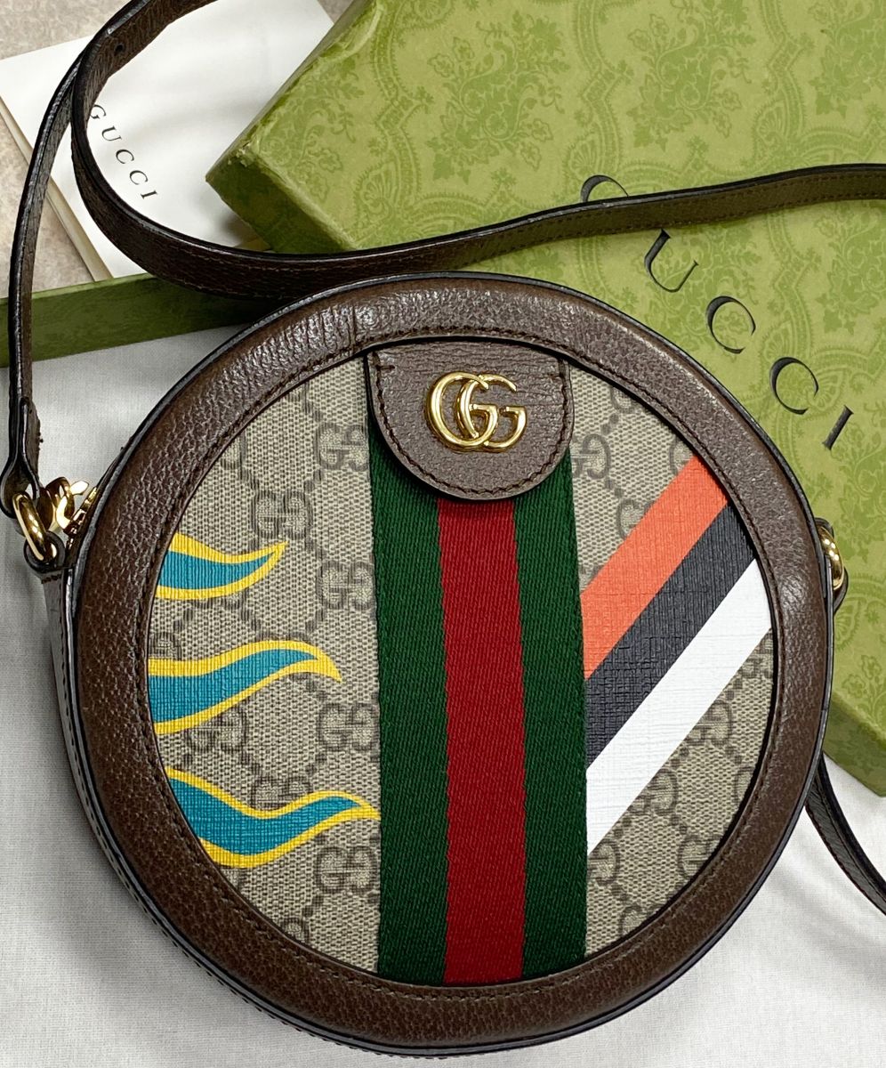 Сумочка Gucci размер 18/18 цена 109 585 руб
