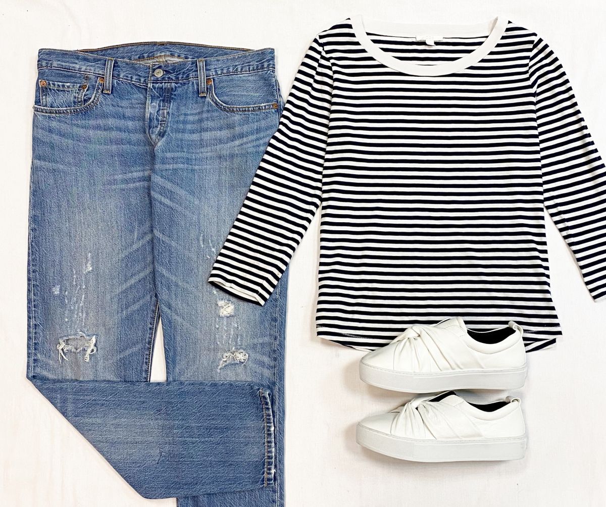 Кофта Cos размер M цена 2 308 руб
Джинсы Levi’s размер L цена 1 539 руб
Лоферы Rebecca Minkoff размер 38.5 цена 7 693 руб
