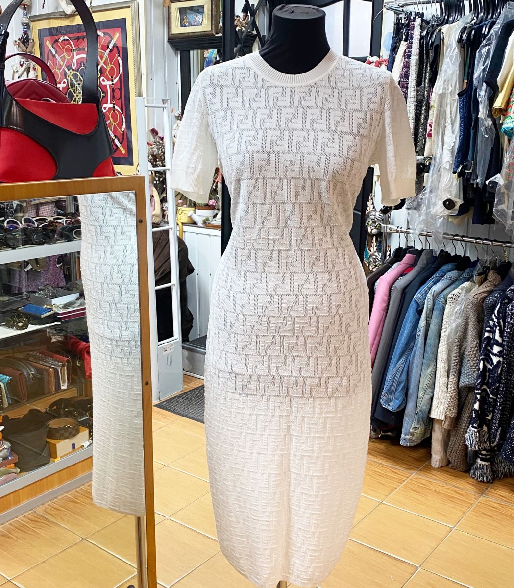 Платье Fendi размер 46 цена 69 233 руб