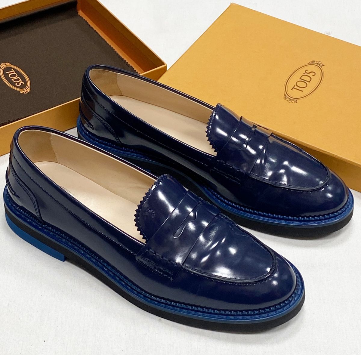 Лоферы Tod’s размер 39.5 цена 15 655 руб 