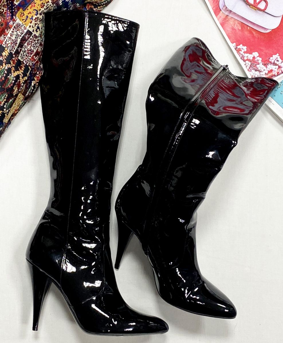 Сапоги Saint Laurent размер 41 цена 15 655 руб

