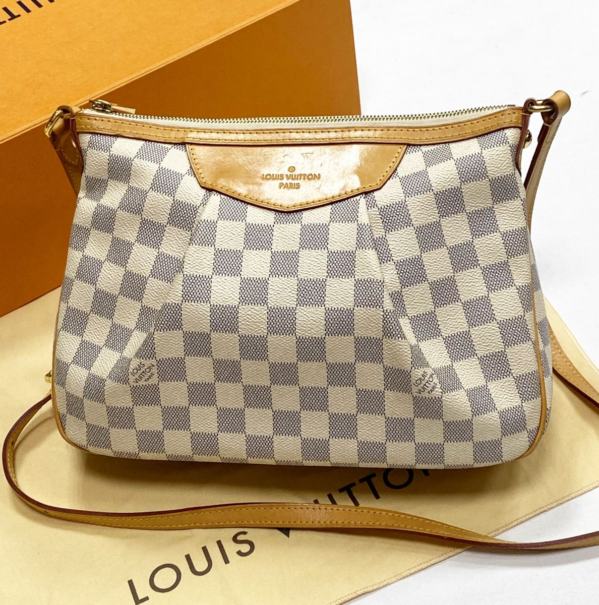 Сумка Louis Vuitton размер 30/20 цена 46 965 руб