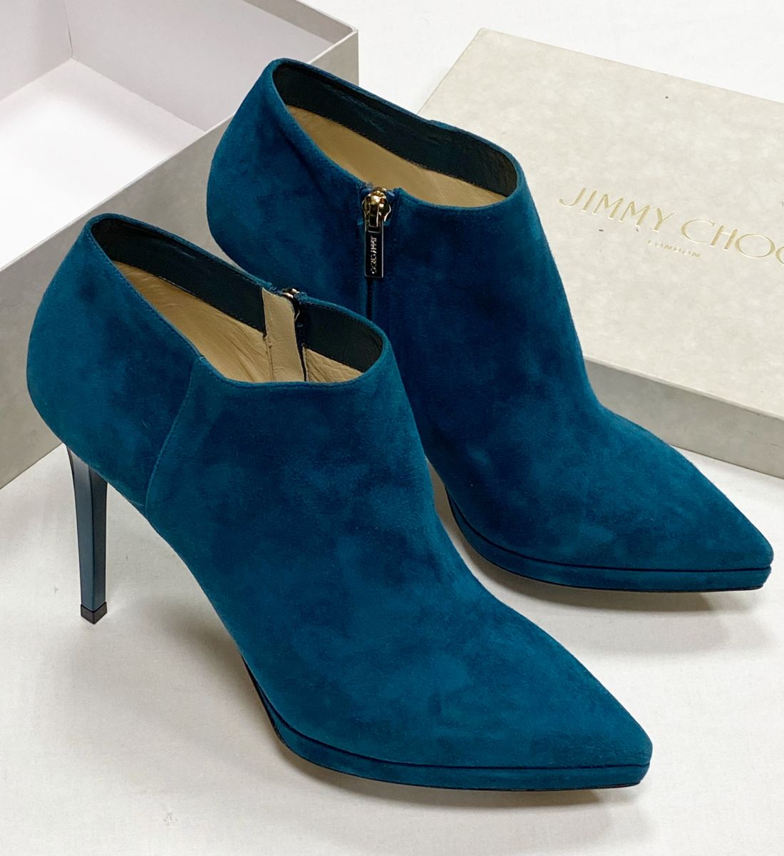 Ботильоны Jimmy Choo размер 41 цена 23 483 руб
