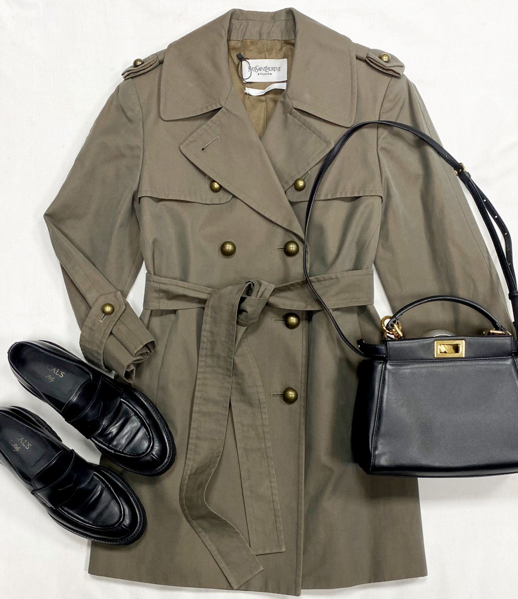 Плащ YvesSaintLaurent размер 40 цена 23 483 руб
Лоферы Doucals размер 37 цена 10 959 руб
Сумка Fendi 
