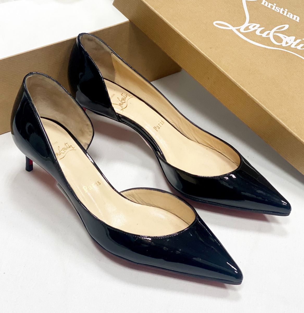 Туфли Louboutin размер 37.5 цена 12 308 руб
