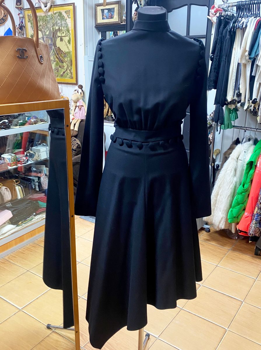 Платье размер M цена 12 524 руб