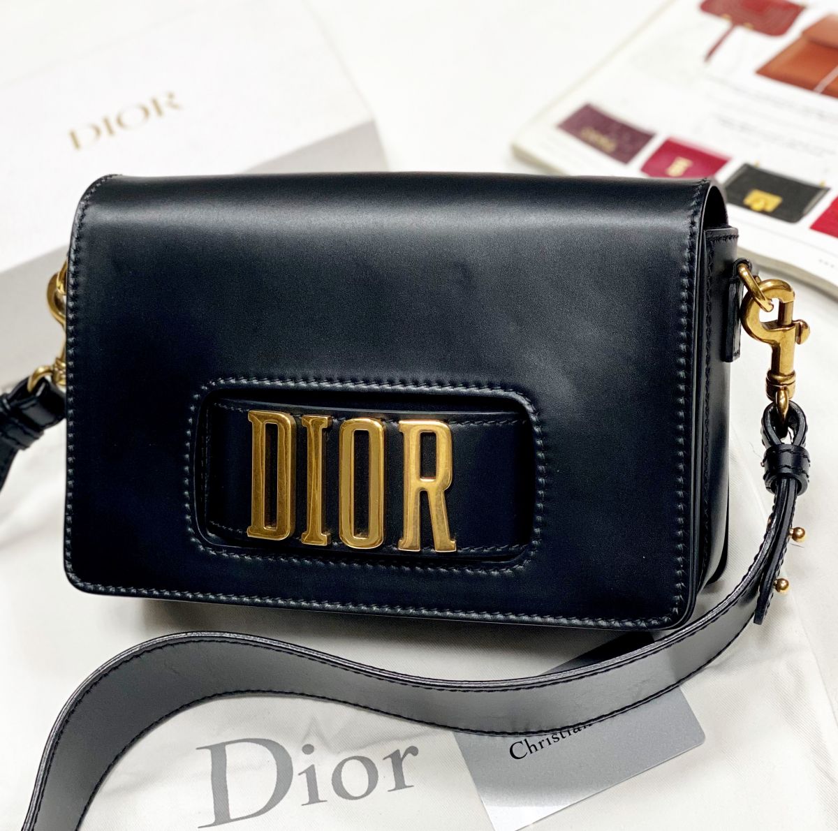 Сумка Christian Dior размер 24/15 цена 125 240 руб

