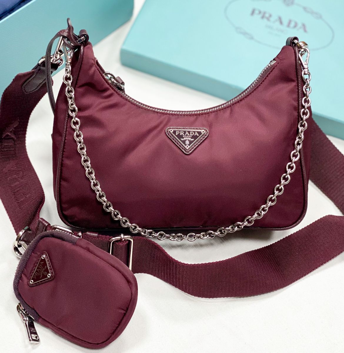 Сумочка Prada размер 20/10 цена 54 793 руб
