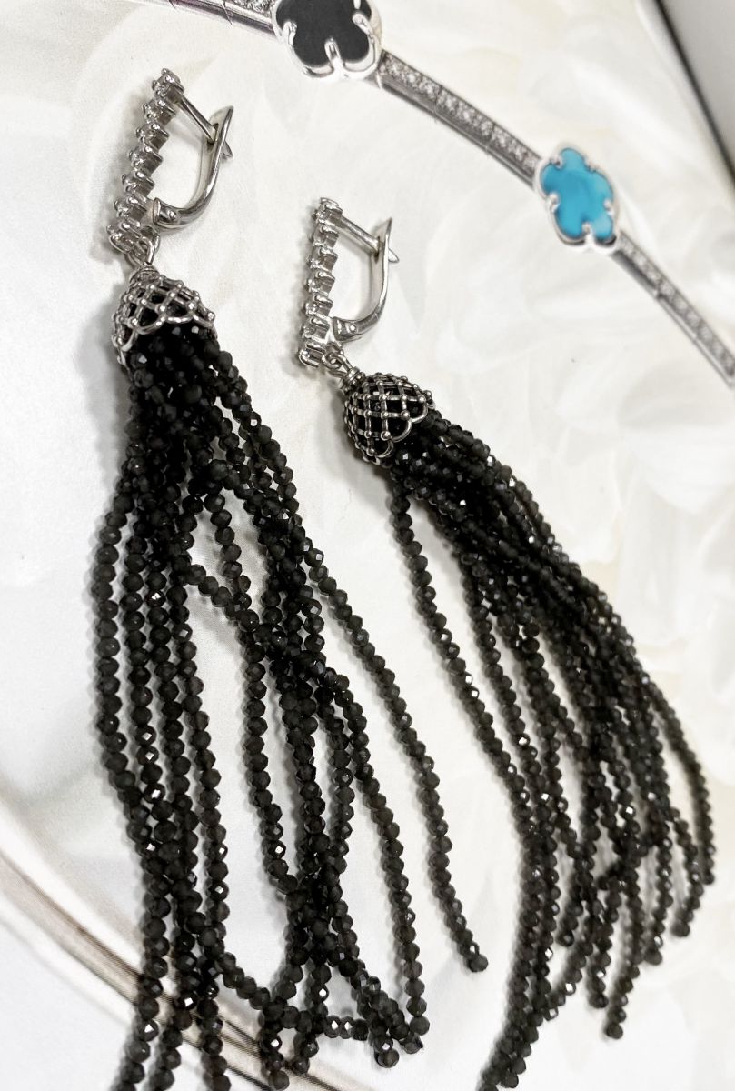 Серьги / камни / бисер цена 10 959 руб