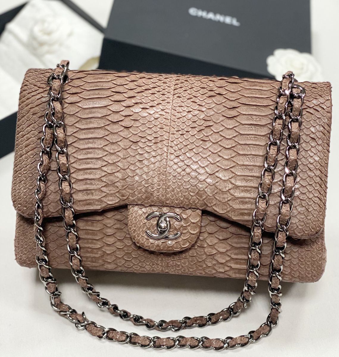 Сумка /питон/ Chanel размер 30/20 цена 461 550 руб 