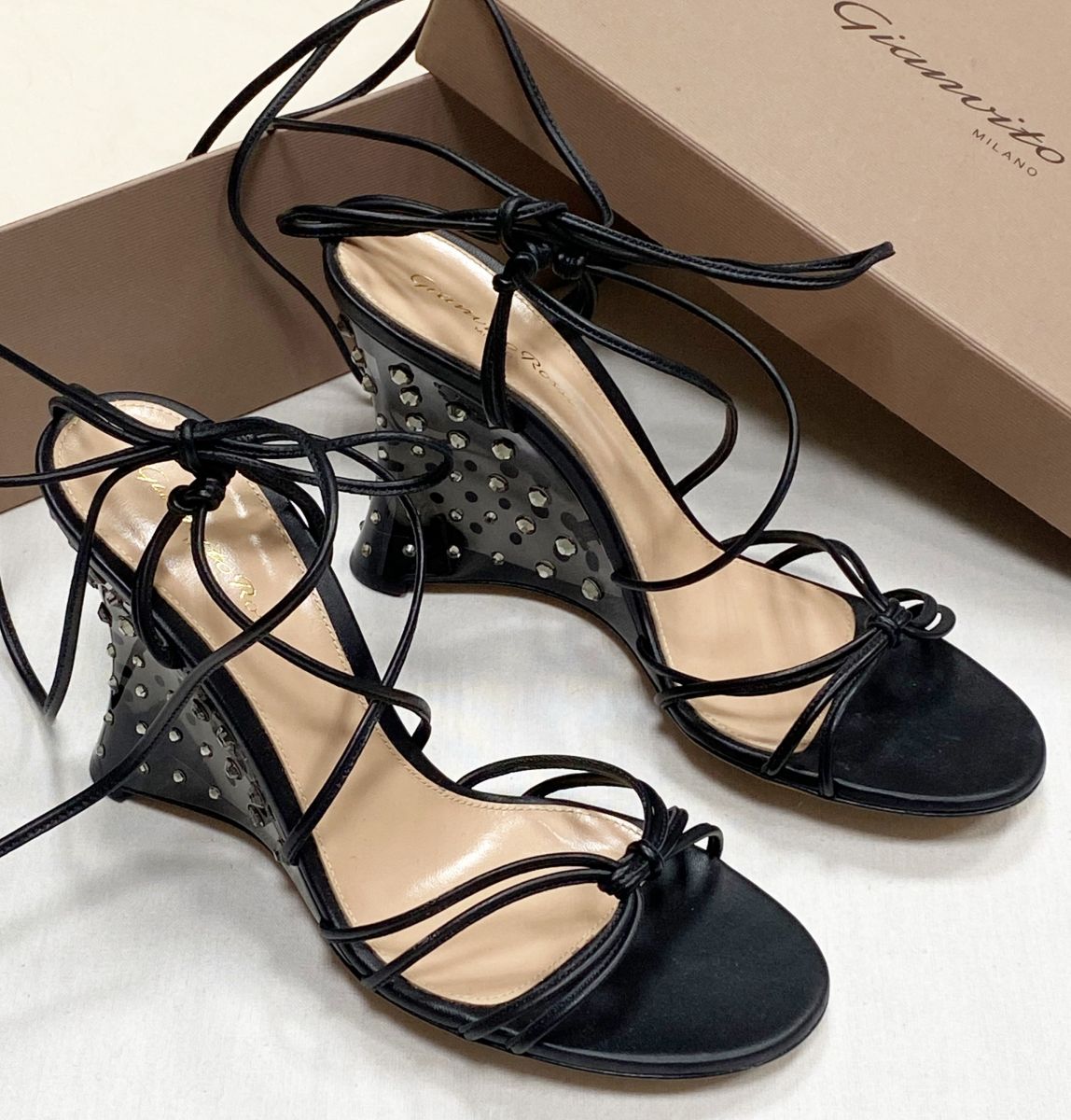 Босоножки/ камни/ Gianvito Rossi размер 39 цена 26 614 руб
