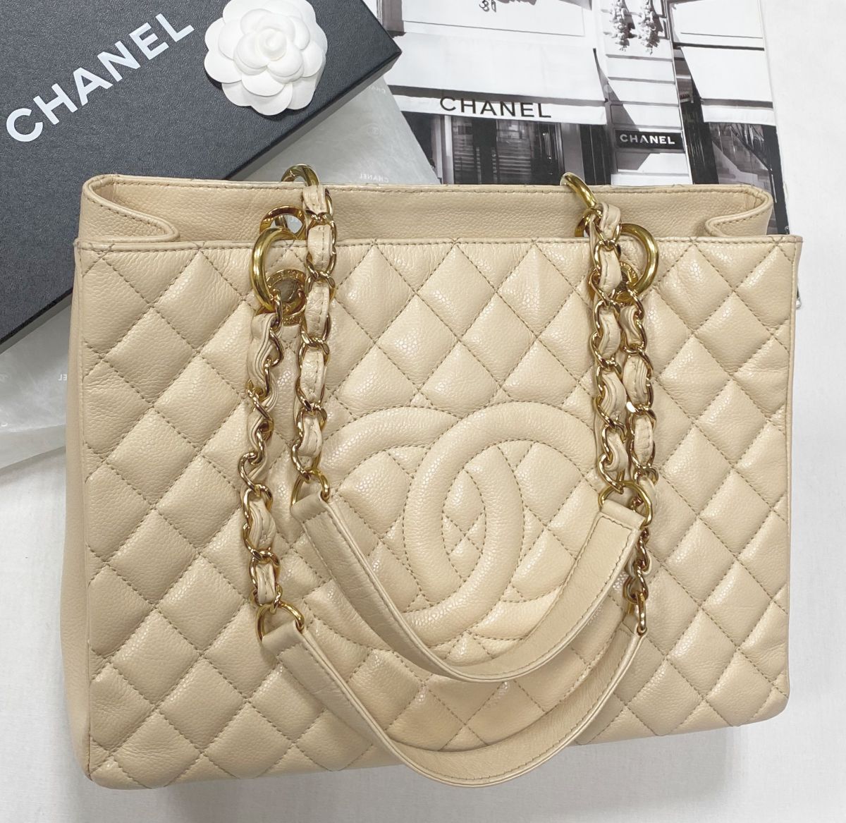 Сумка Chanel размер 35/25 цена 195 688 руб