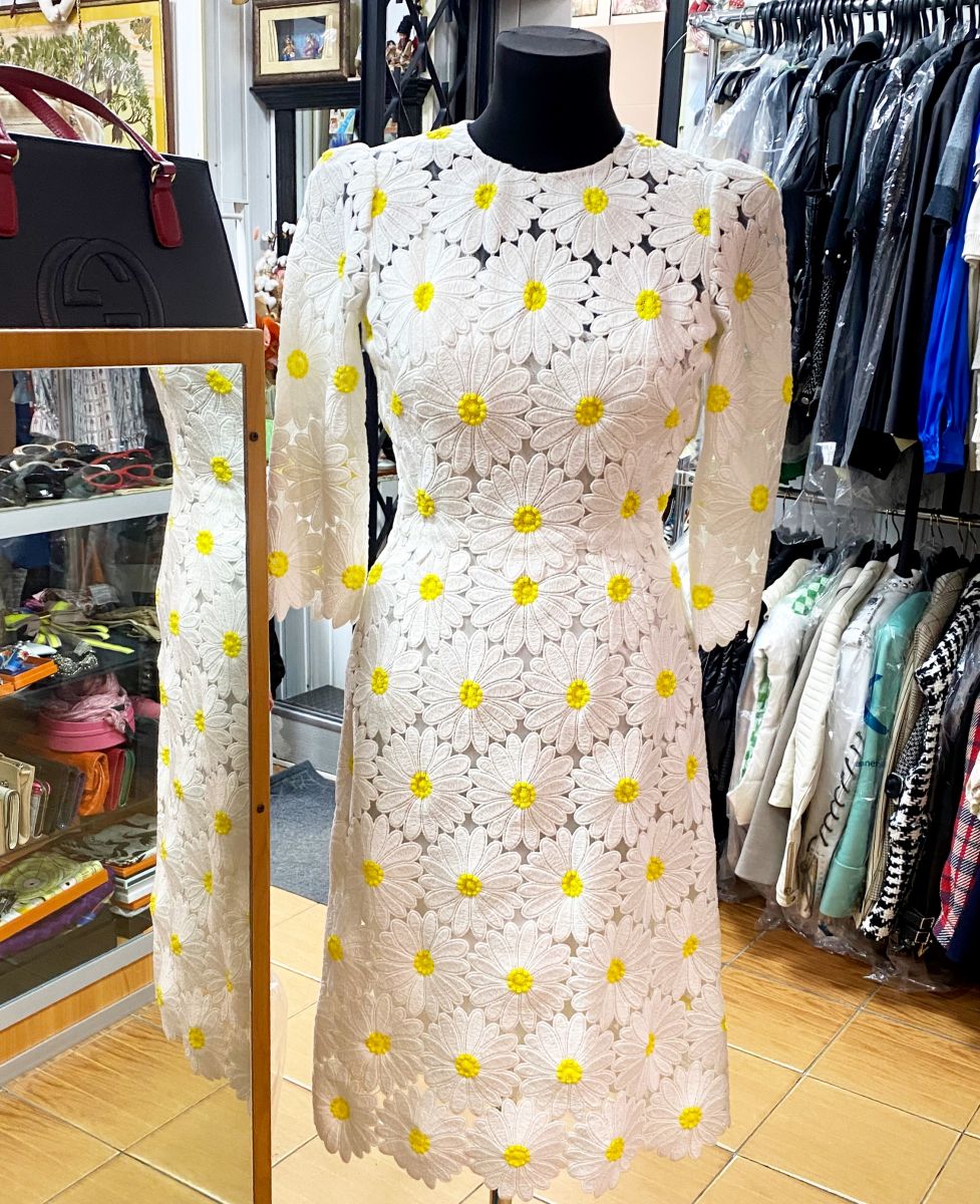 Платье/ шитье/ Dolce Gabbana размер 40 цена 46 965 руб
