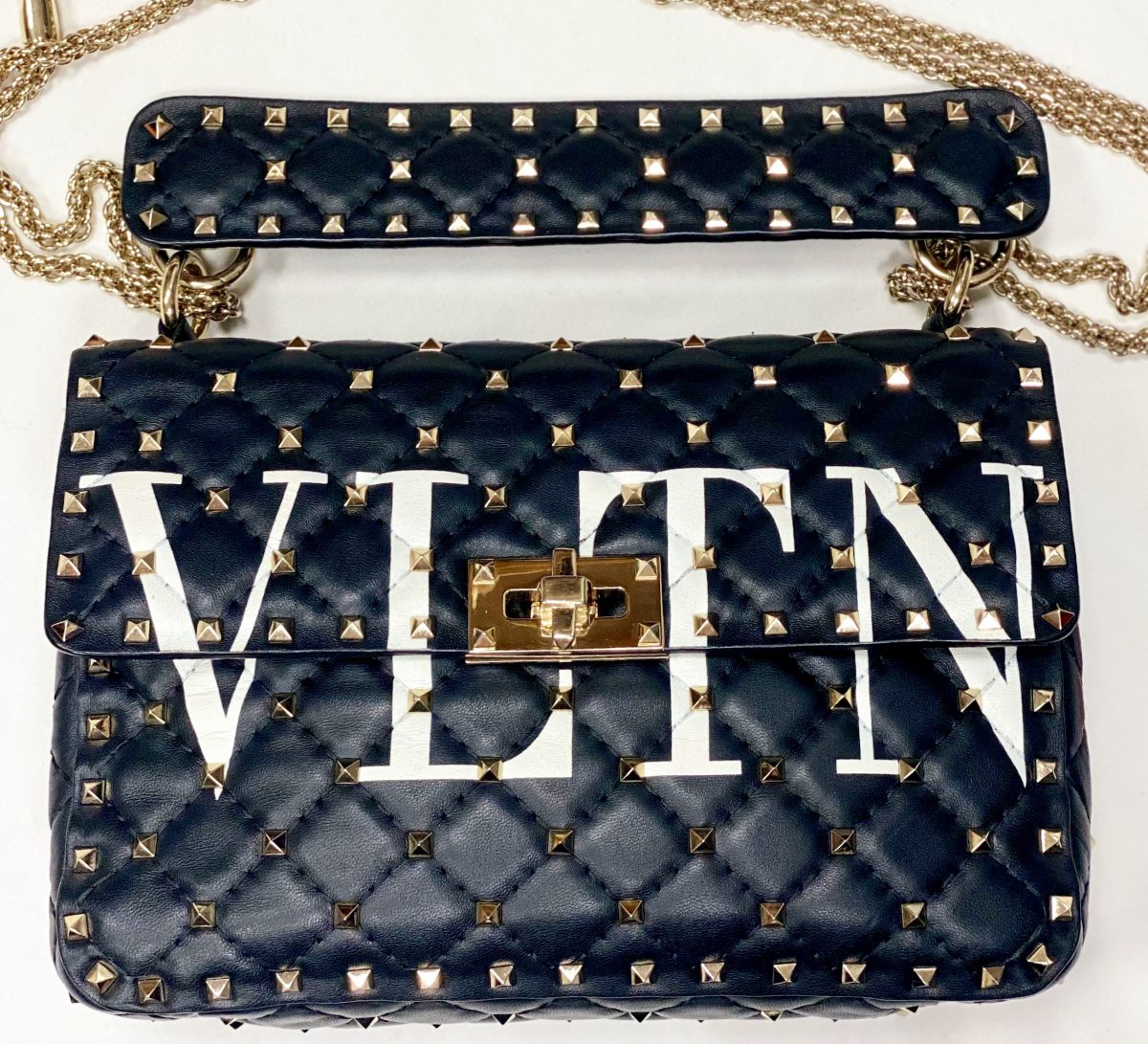 Сумка Valentino размер 22/15 цена 93 930 руб