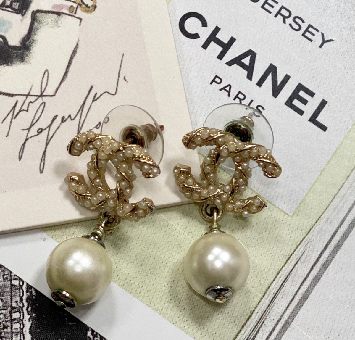 Пусеты Chanel цена 31 310 руб