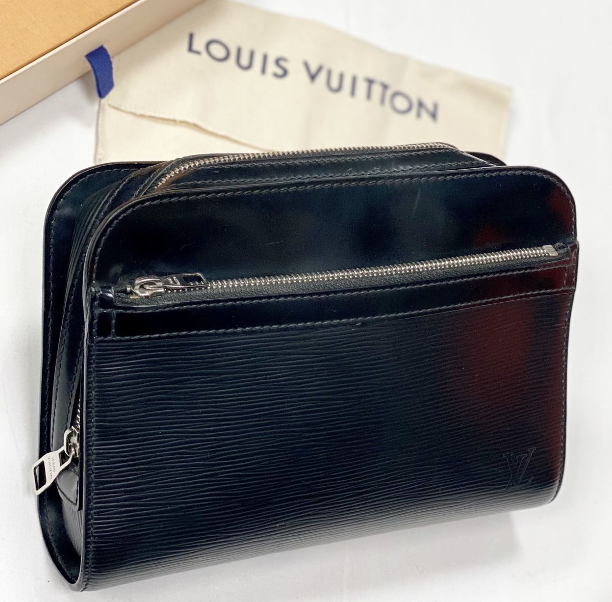 Барсетка Louis Vuitton размер 23/17 цена 46 155 руб