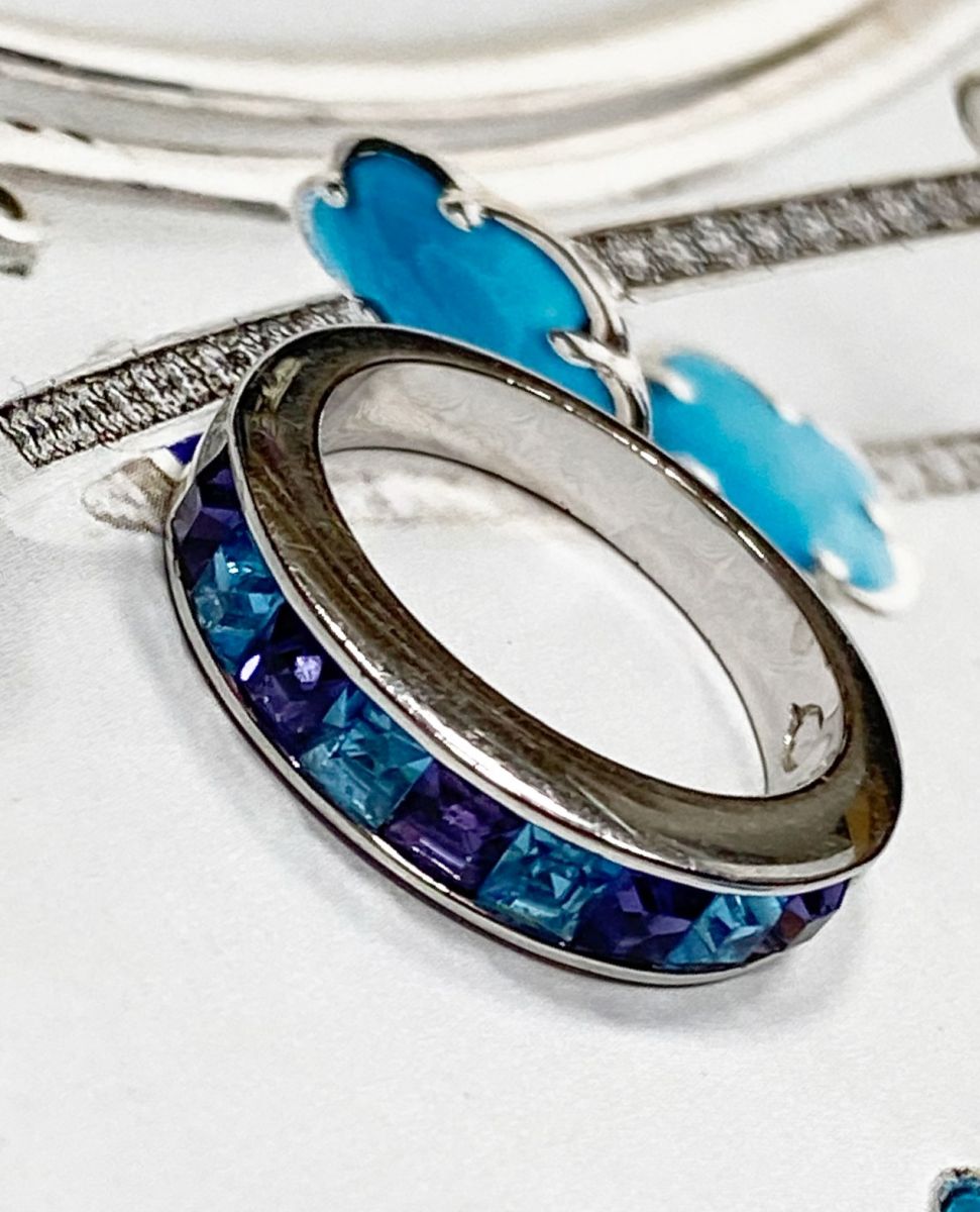 Кольцо/ камни/ Swarovski цена 4 697 руб