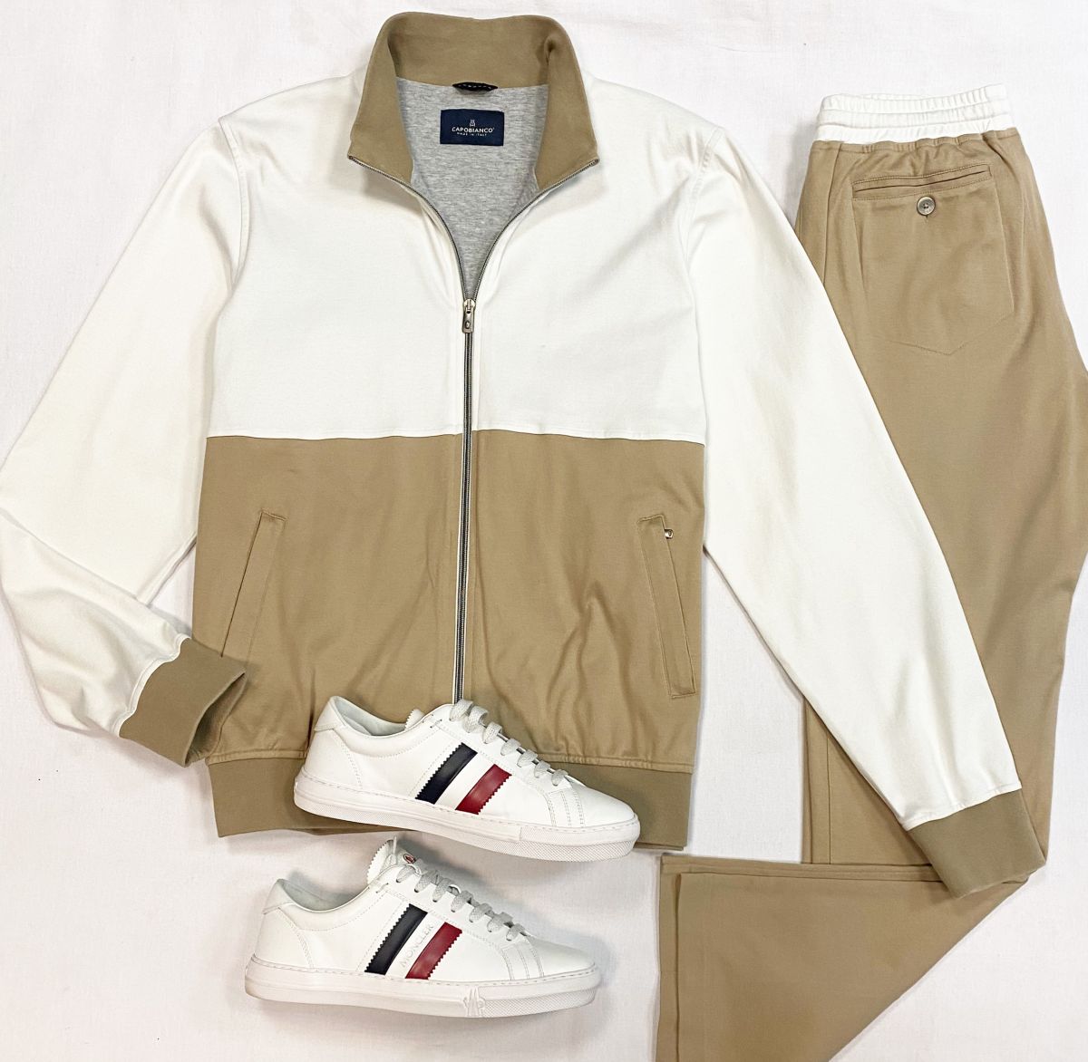 #mechtamen Костюм Capobianca размер 56 цена 12 308 рубКеды Moncler размер 42 цена 18 462 руб