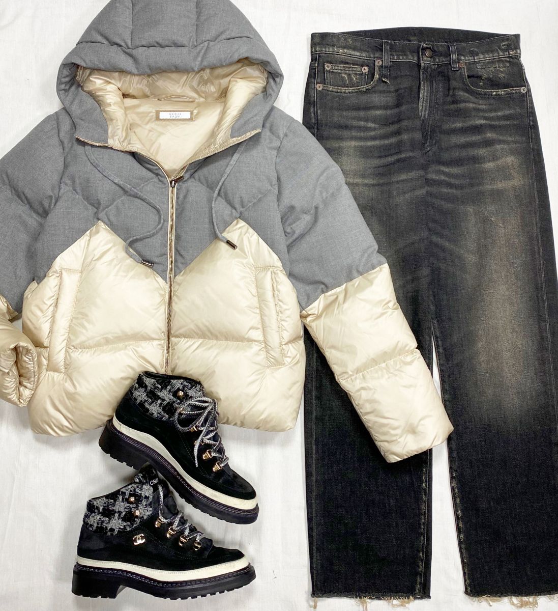 Пуховик Peserico размер 42 цена 46 965 руб Джинсы R13 размер 28 цена 31 310 руб Ботинки Chanel размер 39.5 цена 78 275 руб