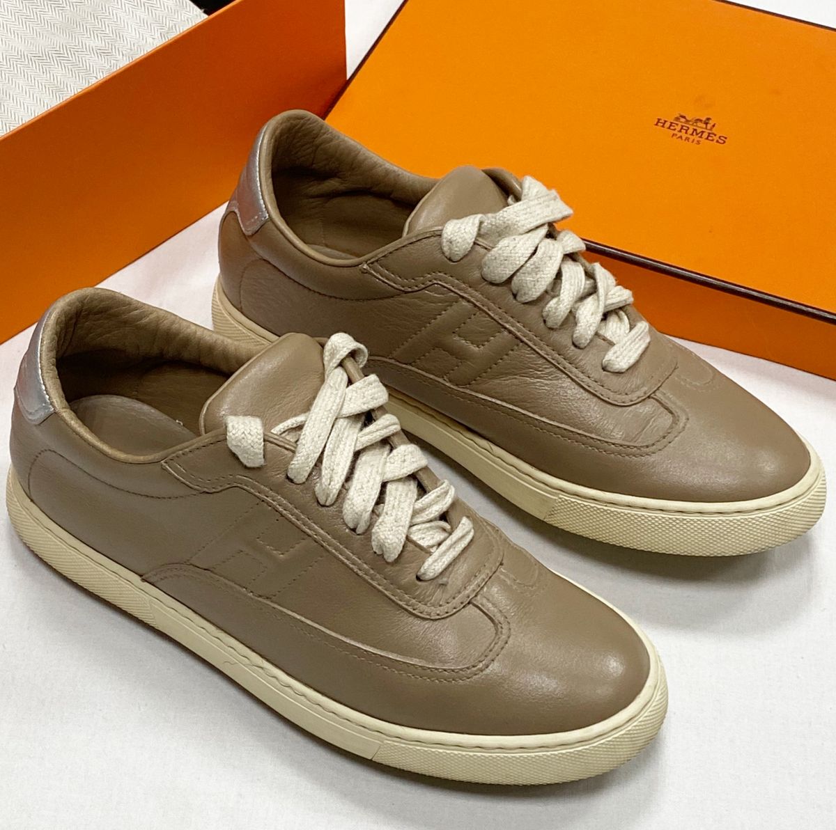 Кеды Hermes размер 36 цена 18 786 руб
