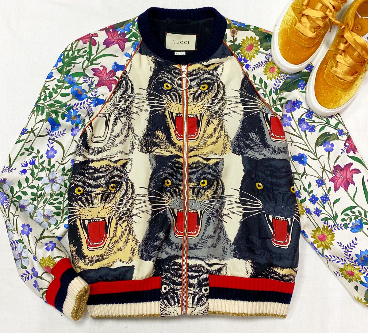 Бомбер / шелк / Gucci размер 46 цена 31 310 руб