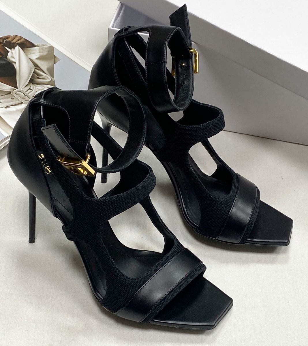 Босоножки Balmain размер 38.5 цена 31 310 руб