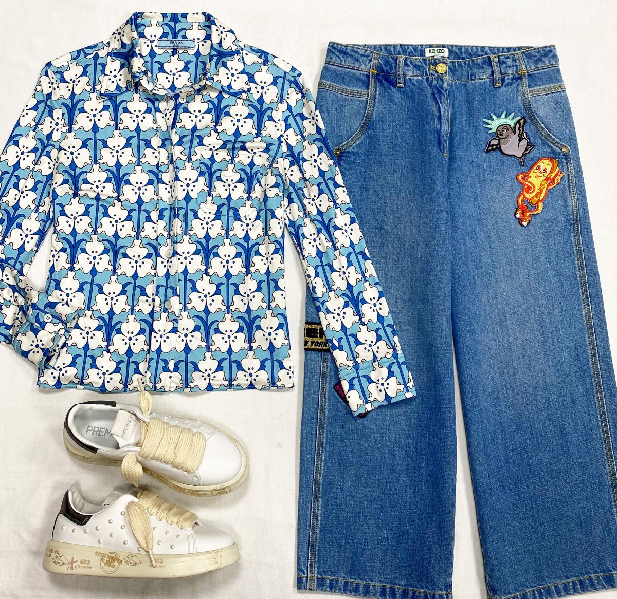 Рубашка Prada размер 40 цена 4 697 руб 
Джинсы Kenzo размер 34 цена 4 697 руб 
Кроссовки Premiata размер 36 цена 26 614 руб