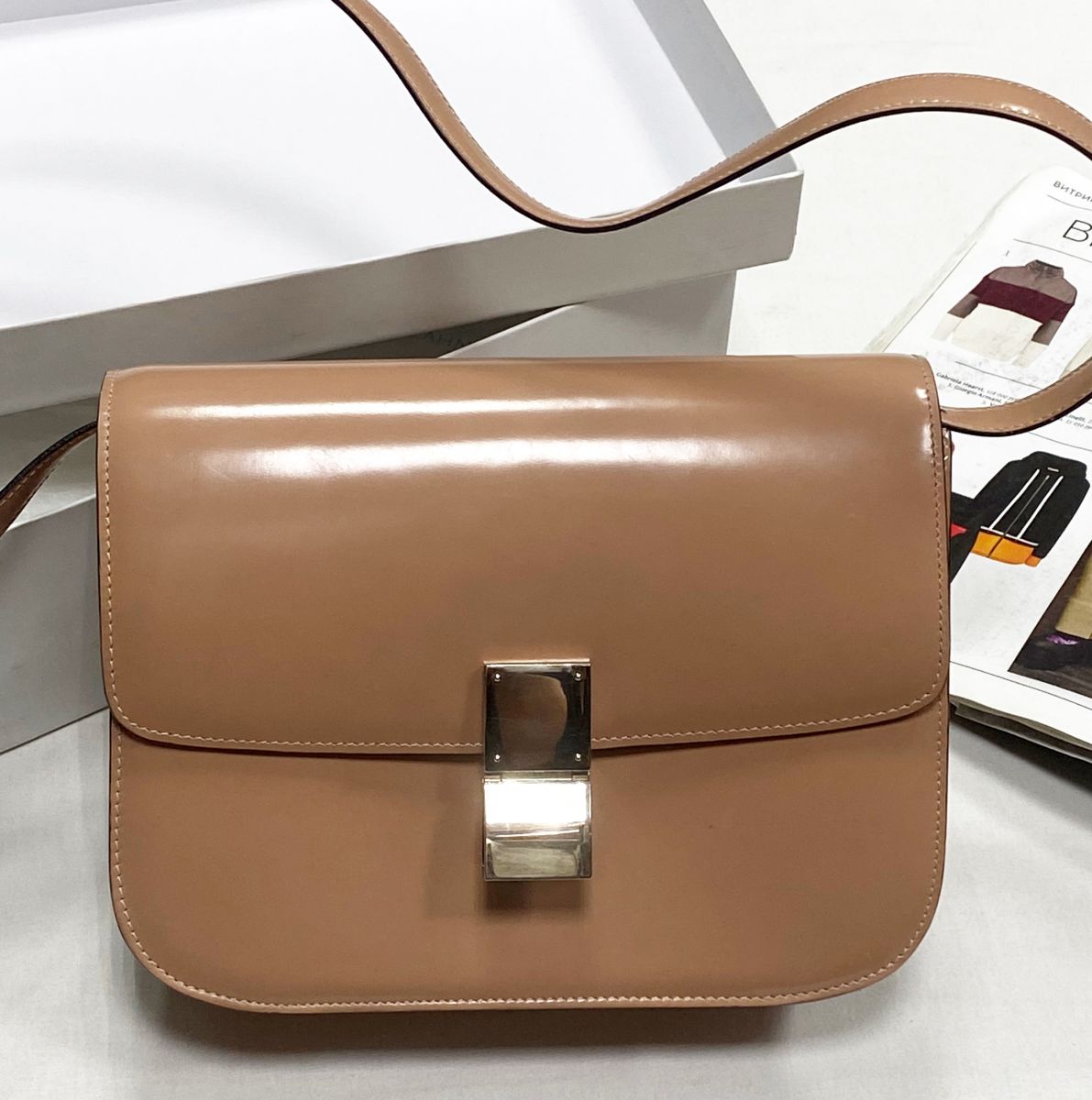 Сумка Celine размер 23/17 цена 93 930 руб
