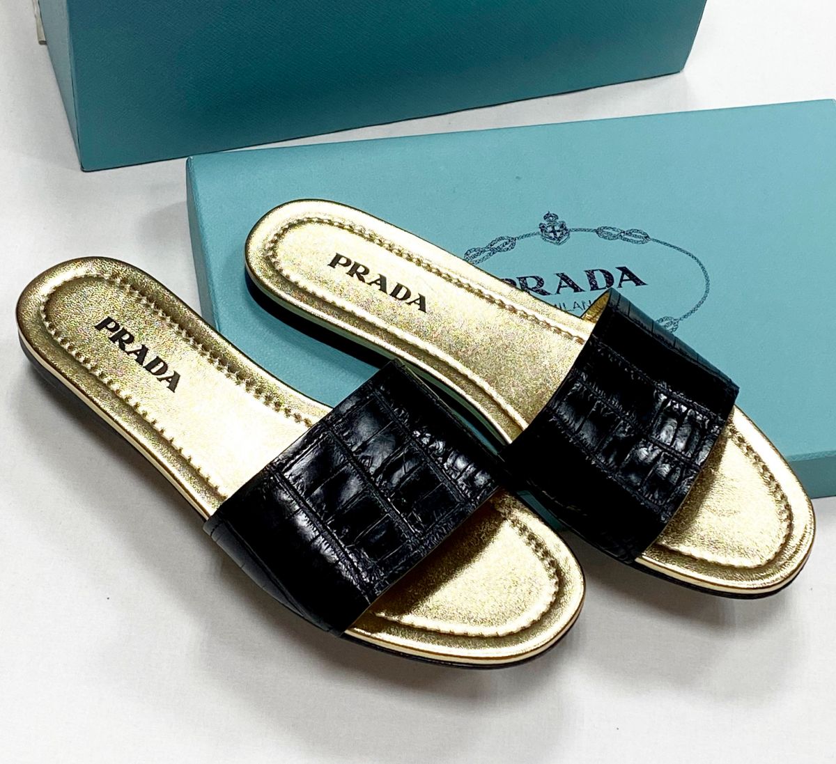 Сабо Prada размер 38.5 цена 15 655 руб
