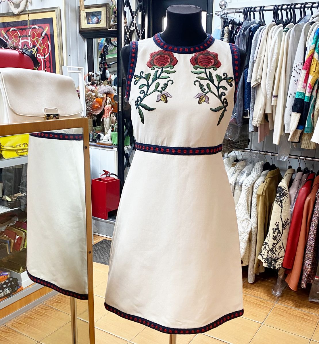 Платье Gucci размер 42 цена 46 155 руб
