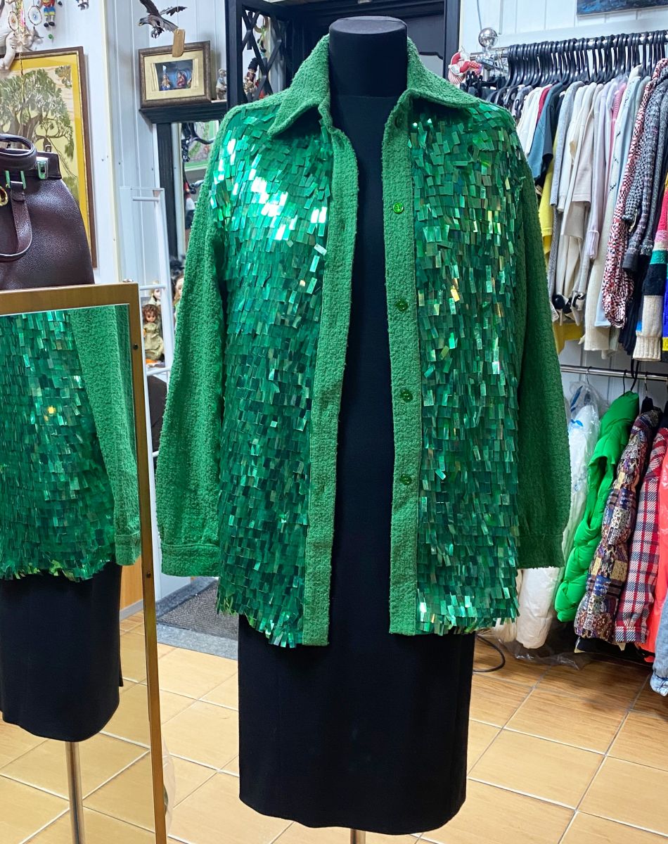 Платье Max Mara размер 42 цена 7 828 руб
Рубашка/ пайетки/ Pinko размер M цена 7 828 руб