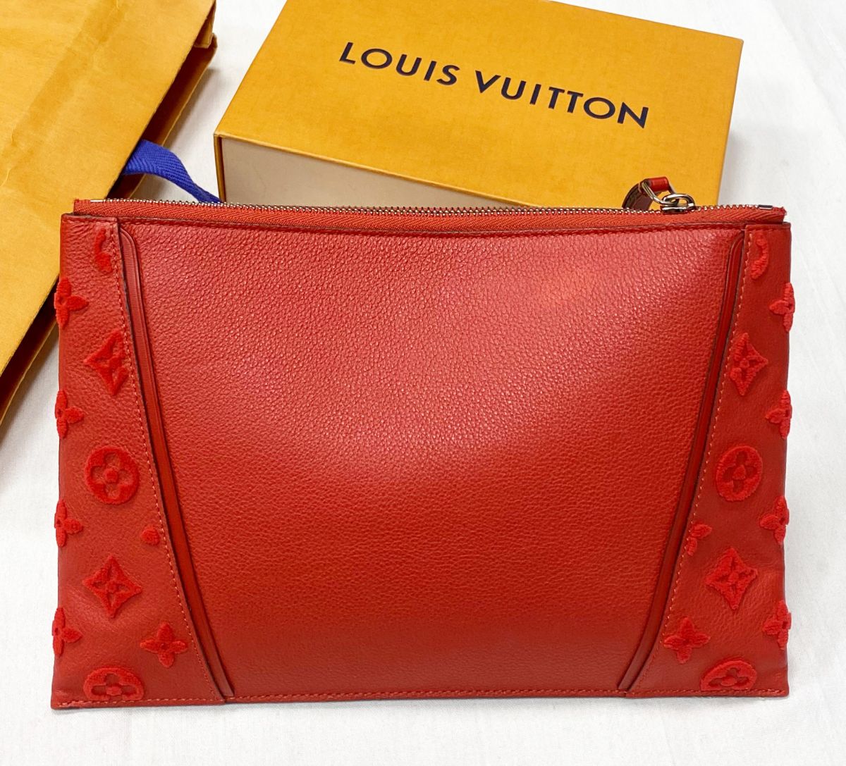 Клатч Louis Vuitton размер 27/18 цена 31 310 руб