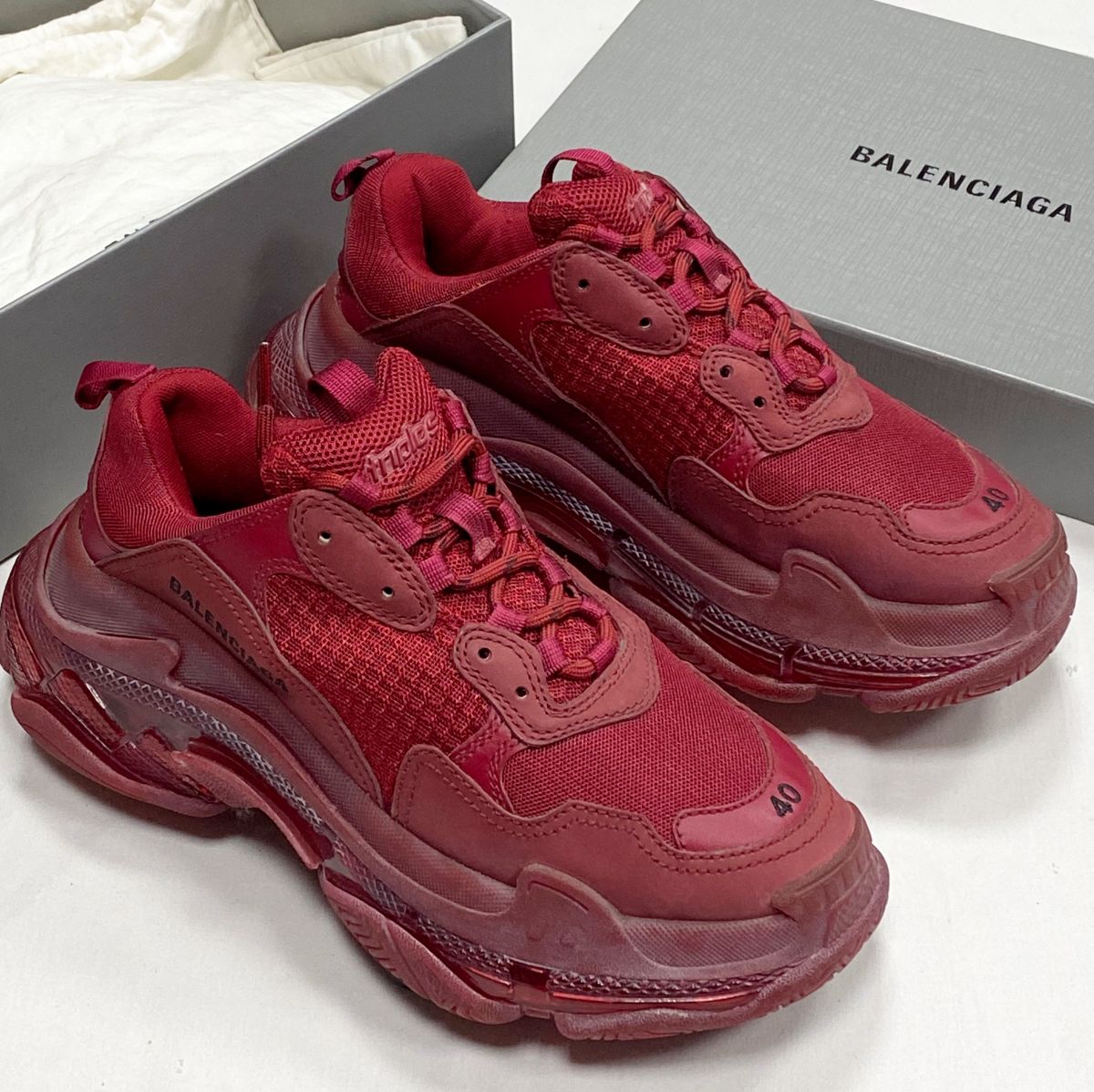 Кроссовки Balenciaga размер 40 цена 31 310 руб
