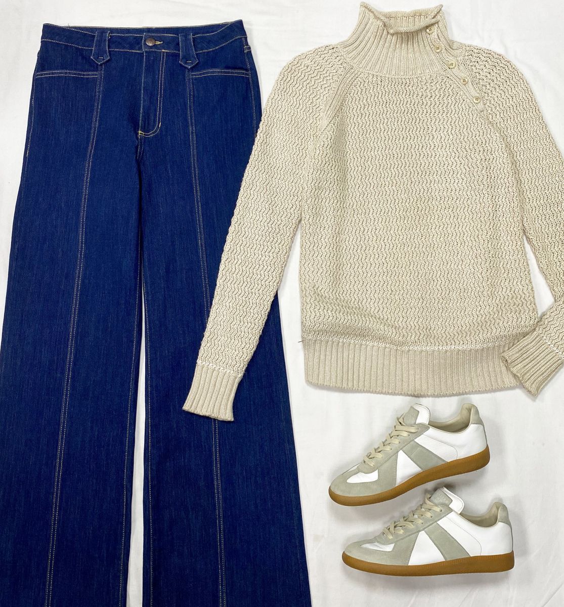 Джинсы Johannes Ortiz размер 8 цена 31 310 руб 
Свитер Loro Piana размер 44 цена 18 786 руб 
Кеды Replica размер 39 цена 23 483 руб