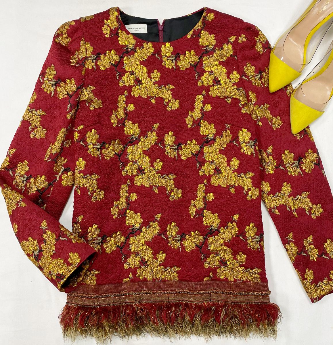Кофта / парча / Dries Van Noten размер 38 цена 28 179 руб 
Туфли Gianvito Rossi размер 38 цена 12 524 руб