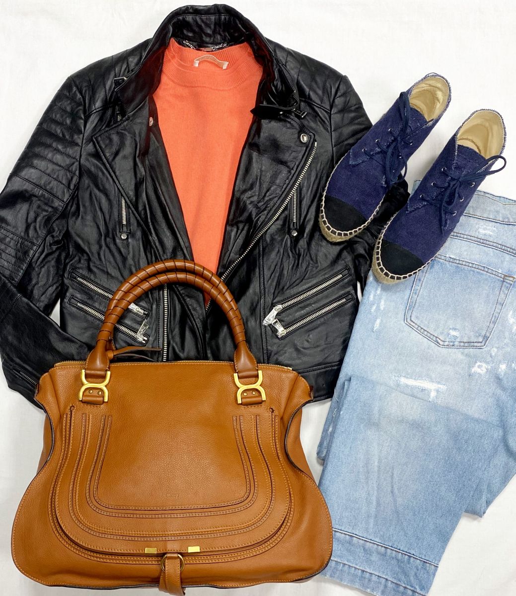 Куртка/ кожа/ Ralph Lauren размер L цена 31 310 руб
Кофта Chloe размер XS цена 15 655 руб
Джинсы Dolce Gabbana размер 48 цена 7 828 руб
Кеды Chanel размер 39 цена 23 483 руб
Сумка Chloe 